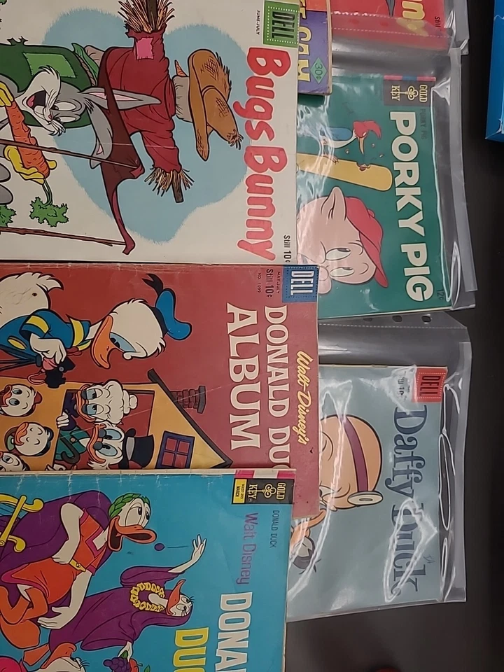 Lot Of Looney Tunes/ Disney Comics - Image 3 of 4