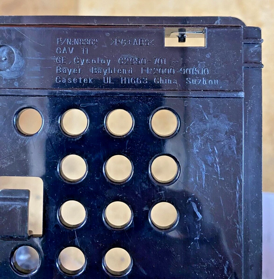 Genuine Dell N8362 Optiplex GX520 GX620 Small Form Factor HDD Caddy (OFFERS OK) - Image 4 of 4