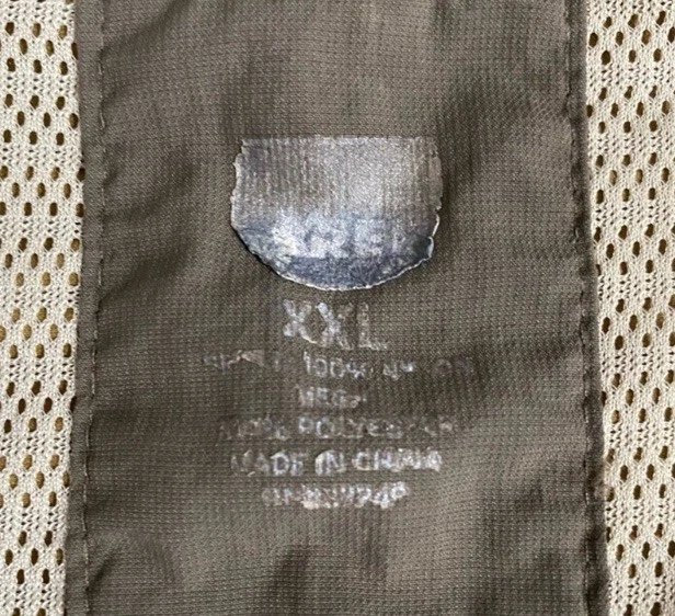 Camiseta REI Exterior Pesca Navegación Convertible Mangas Resistente al Agua Hombre XXL Foto 2 de 4