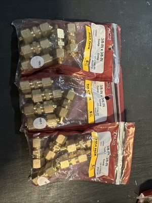 15 Proline Series 3/8  Comp X 3/8  Comp Coupling Unión Fitting New n Package(90)
