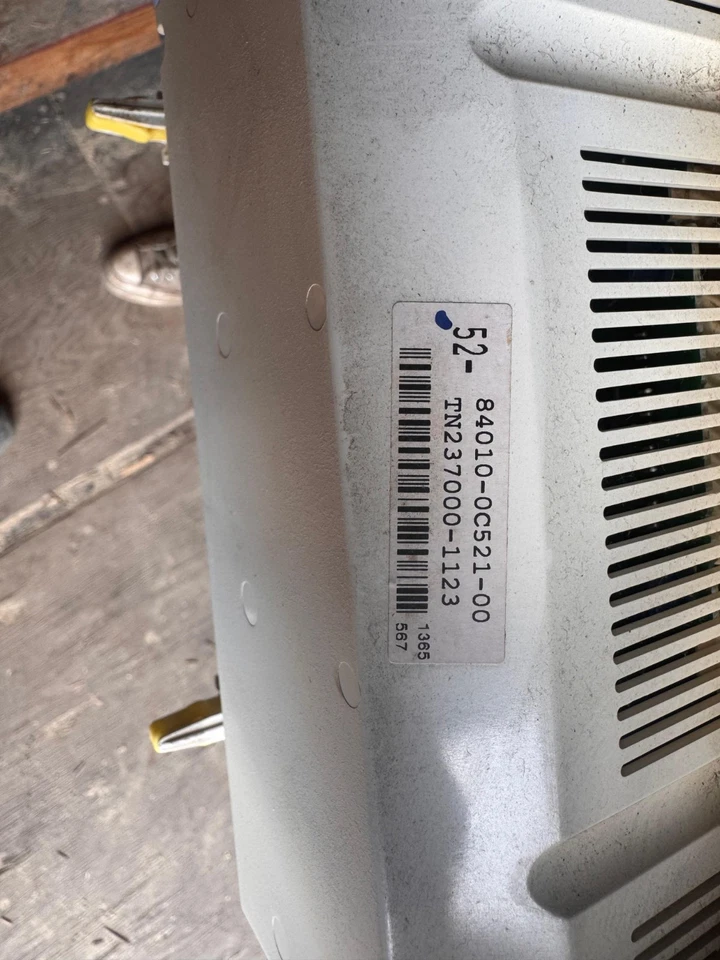 2005-2007 Toyota Sequoia центр приборной панели климат-контроль температуры 84010-0C521 - Изображение 3 из 4