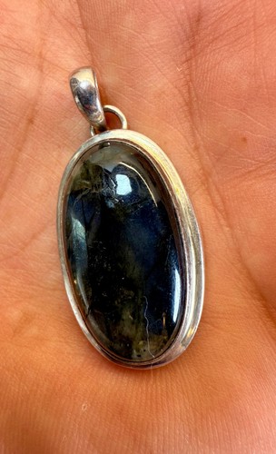 Vintage Sterling silver handmade pendant with oval labradorite - Picture 4 of 6