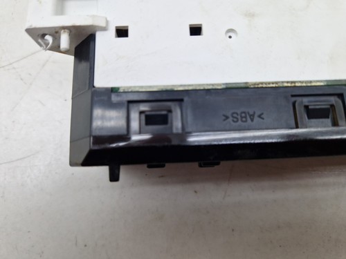 2011 Toyota Hilux MK7 HL3 Time Clock Display 83290-0K060 - Picture 18 of 24