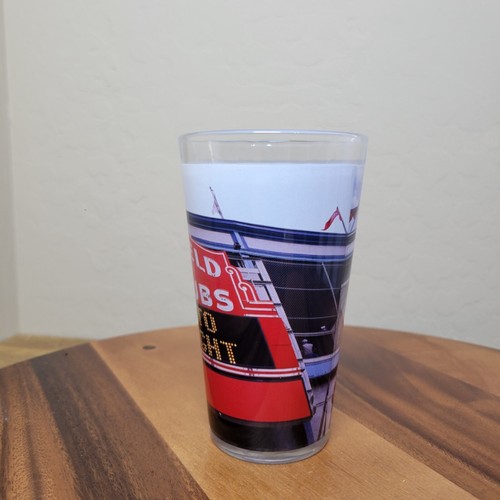 Wrigley Field Chicago Cubs Pint Glass ~ Welcome to Opening Night - Picture 3 of 12