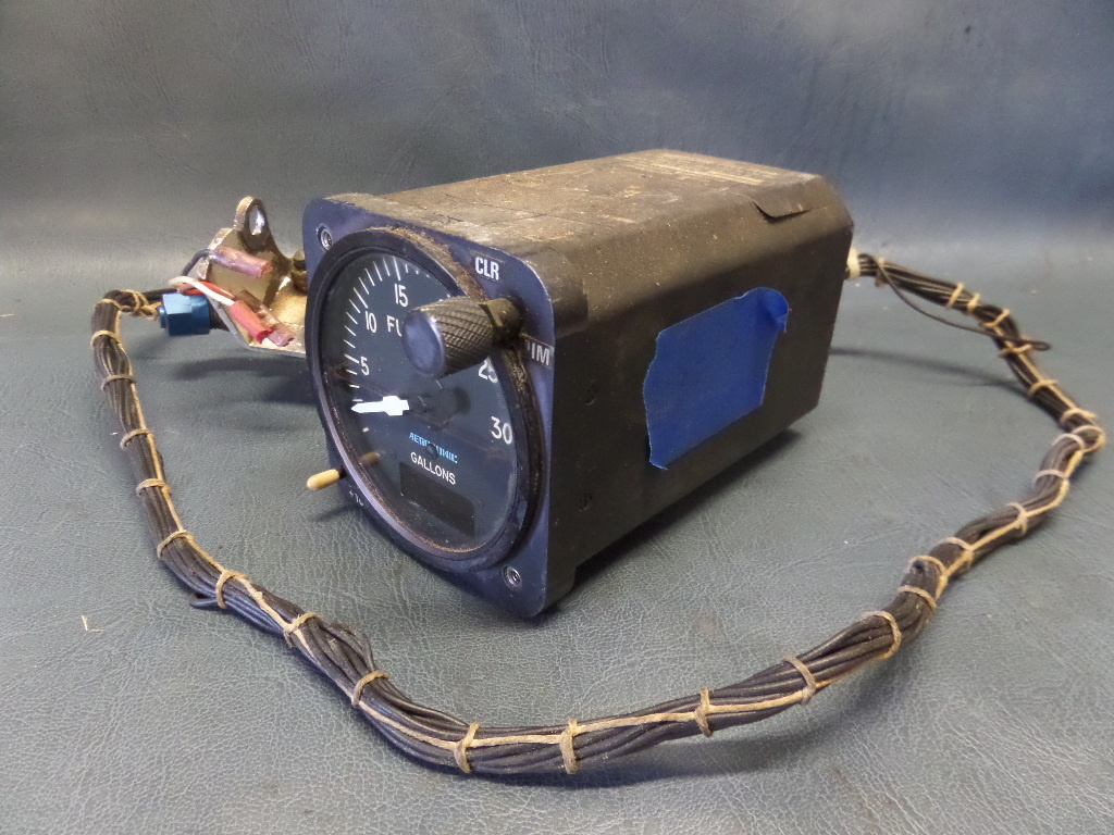 my AEROSONIC AIRCRAFT AVIATION FUEL FLOW GAUGE AND TRANSDUCER 65840