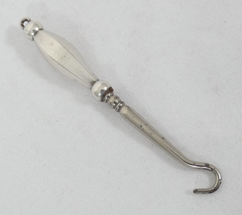 Antiguo gancho de botón Chatelaine pequeño de plata de ley eduardiano de 1913 de 7,5 cm pequeño - Imagen 5 de 5
