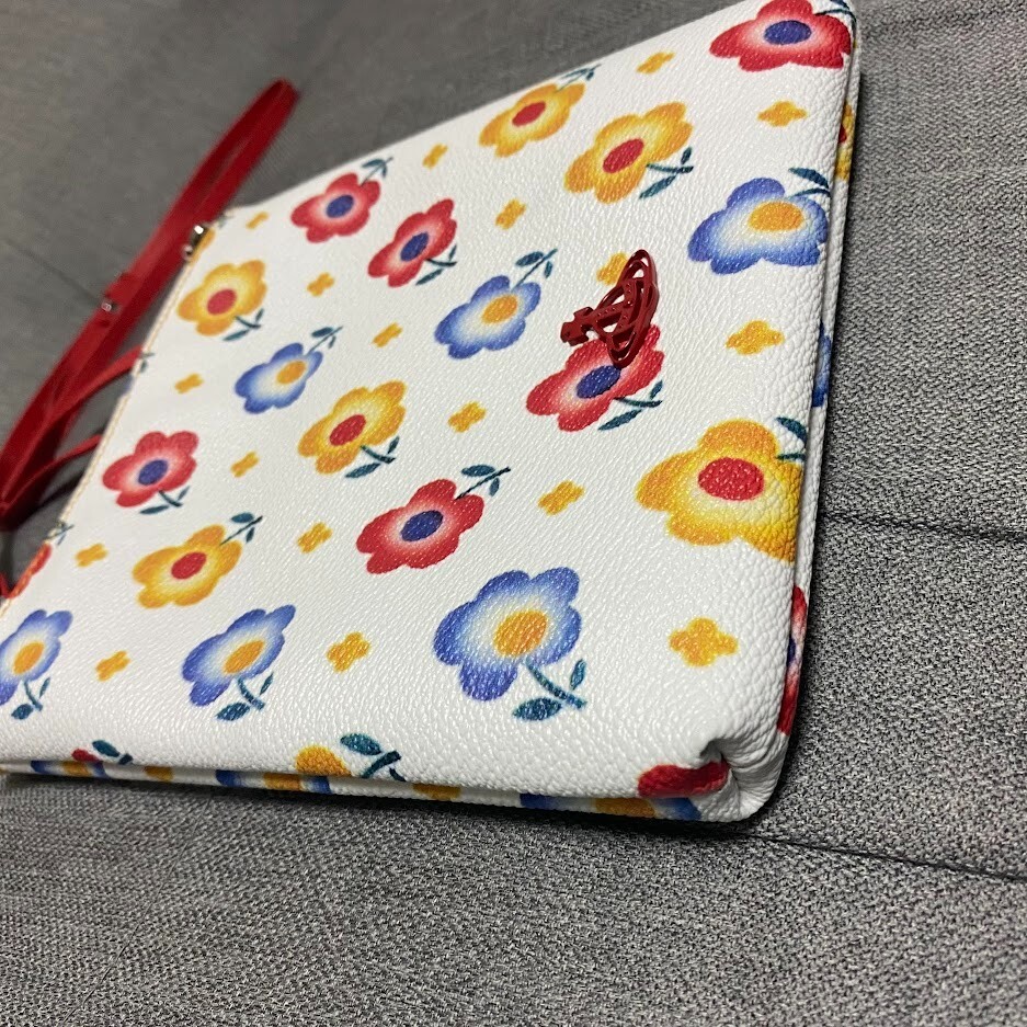 Vivienne Westwood - 新品 ヴィヴィアン ウエストウッド Vivienne Westwood iPhone7/8 ANDREAS FLOWERS Vivienne Westwood Andreas Flowers Shoulder Bag Vegan