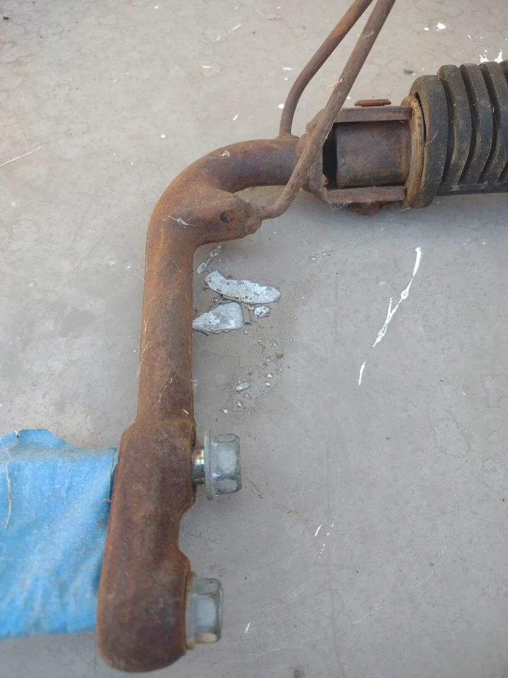 Reposapiés delanteros Honda CM 400 T Nº2 1979 CM250T CM400T Foto 4 de 4