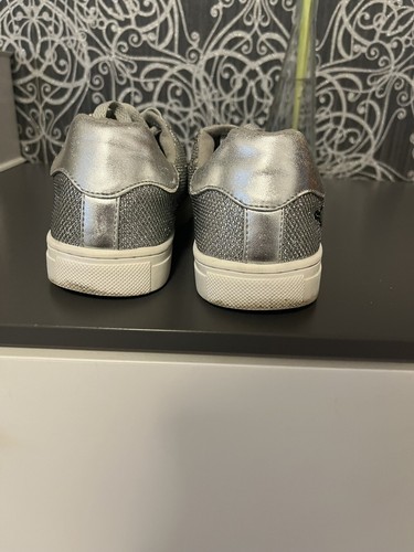 Ausgefallene Sneaker, Guess,Gr. 37, Silber, Glitzer, Applikationen, Pailetten - Bild 8 von 9