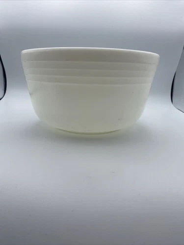 Pyrex Hamilton Beach Ribbed Milk Glass Mixing Bowl