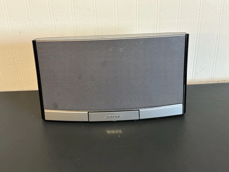 Bose SoundDock N123 Dock Portable Digital Music System Speaker No Power Cord - Image 2 of 4