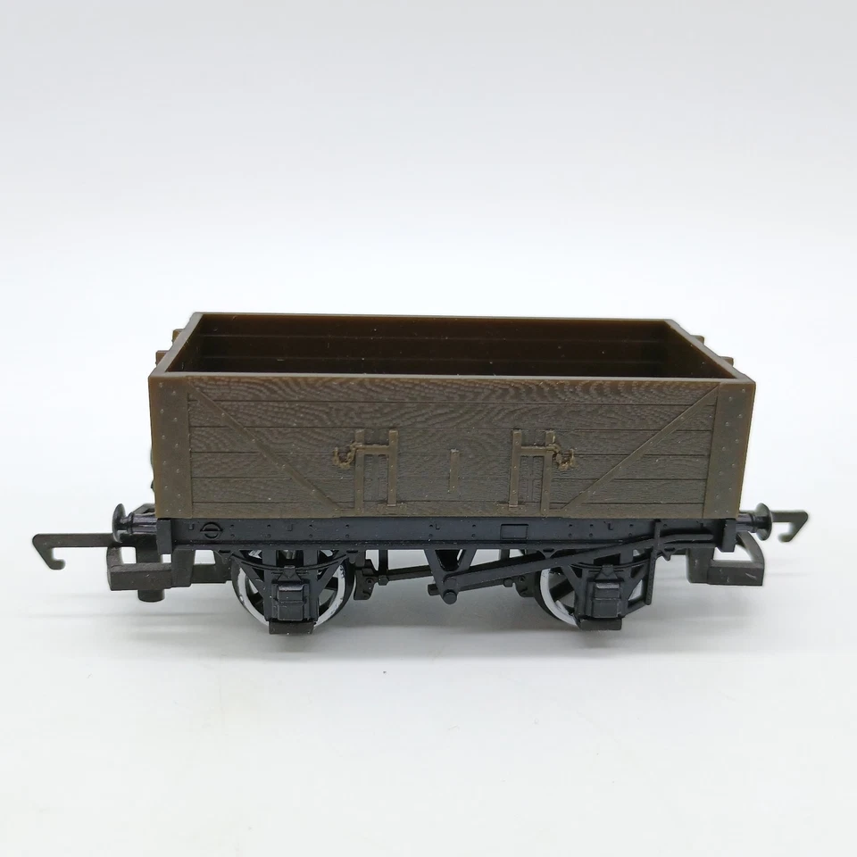 Hornby Troublesome Truck Brown Open Plank Wagon Thomas Tank - OO - (Unused) Mint - Image 2 of 4