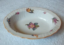 Spode fine china oval vegetable bowl~pttn Y6575~English florals~gold rim