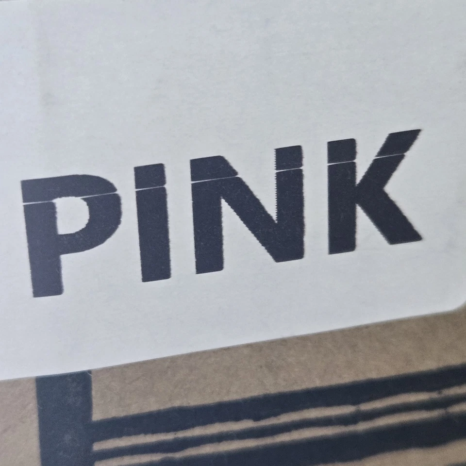 Sujetador Victoria's Secret ROSA Mujer 32DD Rosa Cuerpo Acolchado Sin Alambres Foto 3 de 4