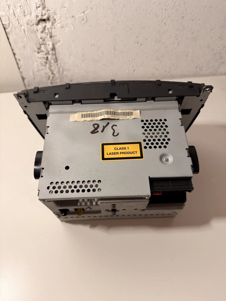 05-07 Mercedes W203 C230 C240 Radio Estéreo Audio Reproductor de CD Unidad Principal AM FM OEM Foto 3 de 4