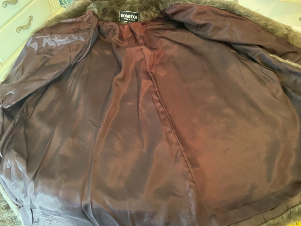 NWT Vintage Komitor Brown Faux Fur Coat Cape Made In USA Medium - Image 3 of 4