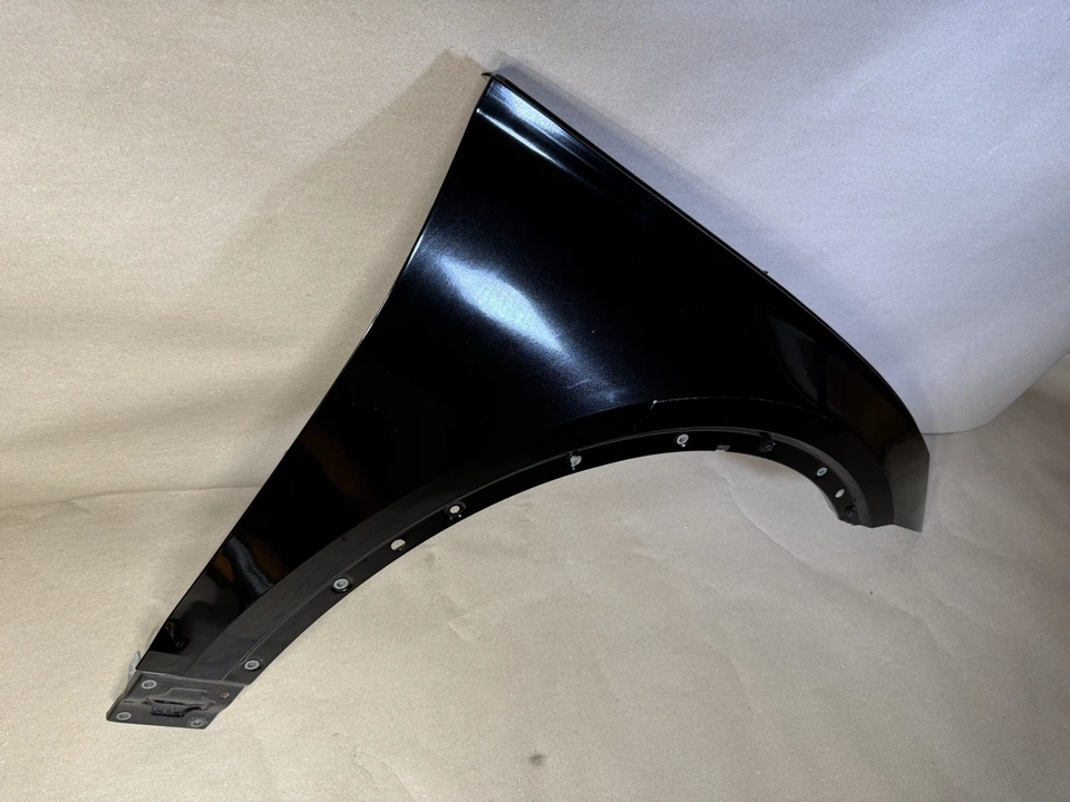 Guardabarros derecho AUDI Q5 2018-2023 GUARDABARROS DELANTERO DERECHO CULO Foto 4 de 4