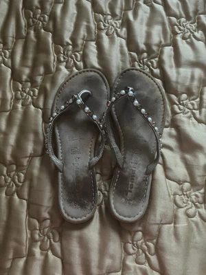 Tamaris Leather Flipflops, Size 5(38) - Image 1 of 4