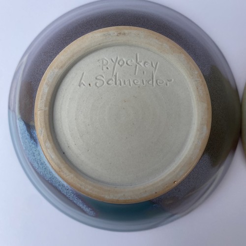 Coppia di ciotole in ceramica artistica da studio 6" firmate P. Yockey & L. Schneider - Foto 5 di 10