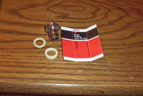 CHICAGO SPECIALTY 281A SNAP PLUMBNG FITTING  55/64"-27, 15/16"-27 THREADS CHROME - Picture 1 of 3