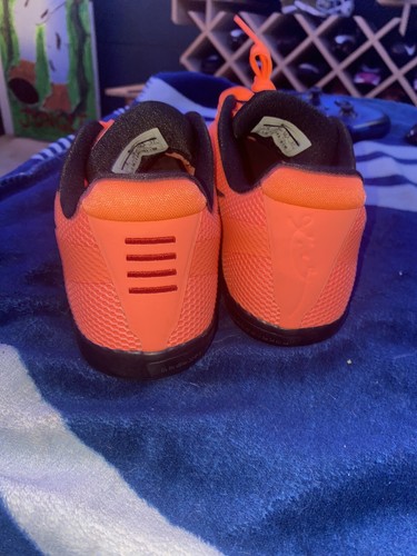 Rare Kobe 11-XI “Barcelona- Bright Orange” Basketball shoes. Mens Sz. 9 - Picture 8 of 12