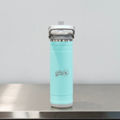 The Clean Garage Pelican Pacific Water Bottle | 26oz Mint Green