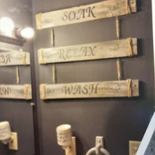 Farmhouse Decorations: Primitive Style