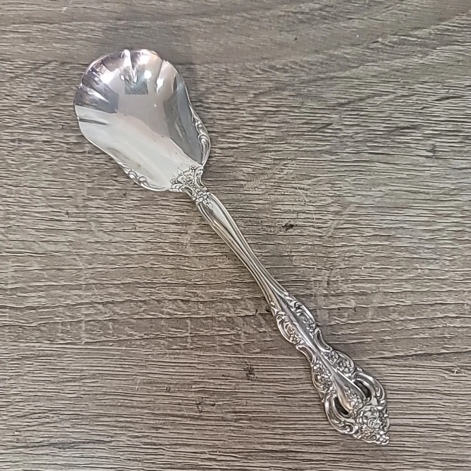 Декоративный совок Michelangelo от Oneida из чистого серебра 5 3/4 дюйма на заказ - Изображение 2 из 4