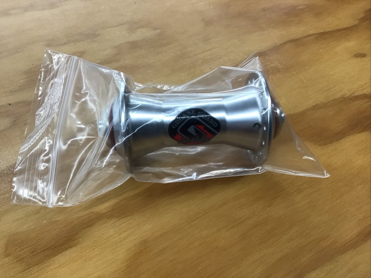 Wilderness Trail Bike Grease Guard - 100mm QR 32L Front Hub Wilderness Trail Bike Grease Guard - 100mm QR 32L Front Hub