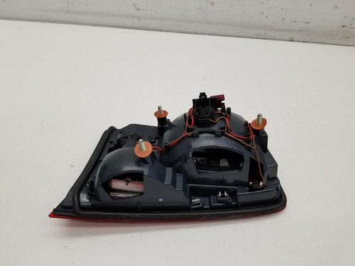 2013 BMW 5 SERIES F11 ESTATE LCi REAR LEFT PASSENGER SIDE INNER LIGHT 7370347 - Picture 5 of 8