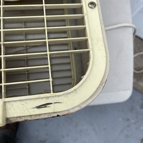 Vintage 20" Lakewood 3 SPEED Metal Box Fan Tan/Cream Color Working Great - Picture 11 of 13