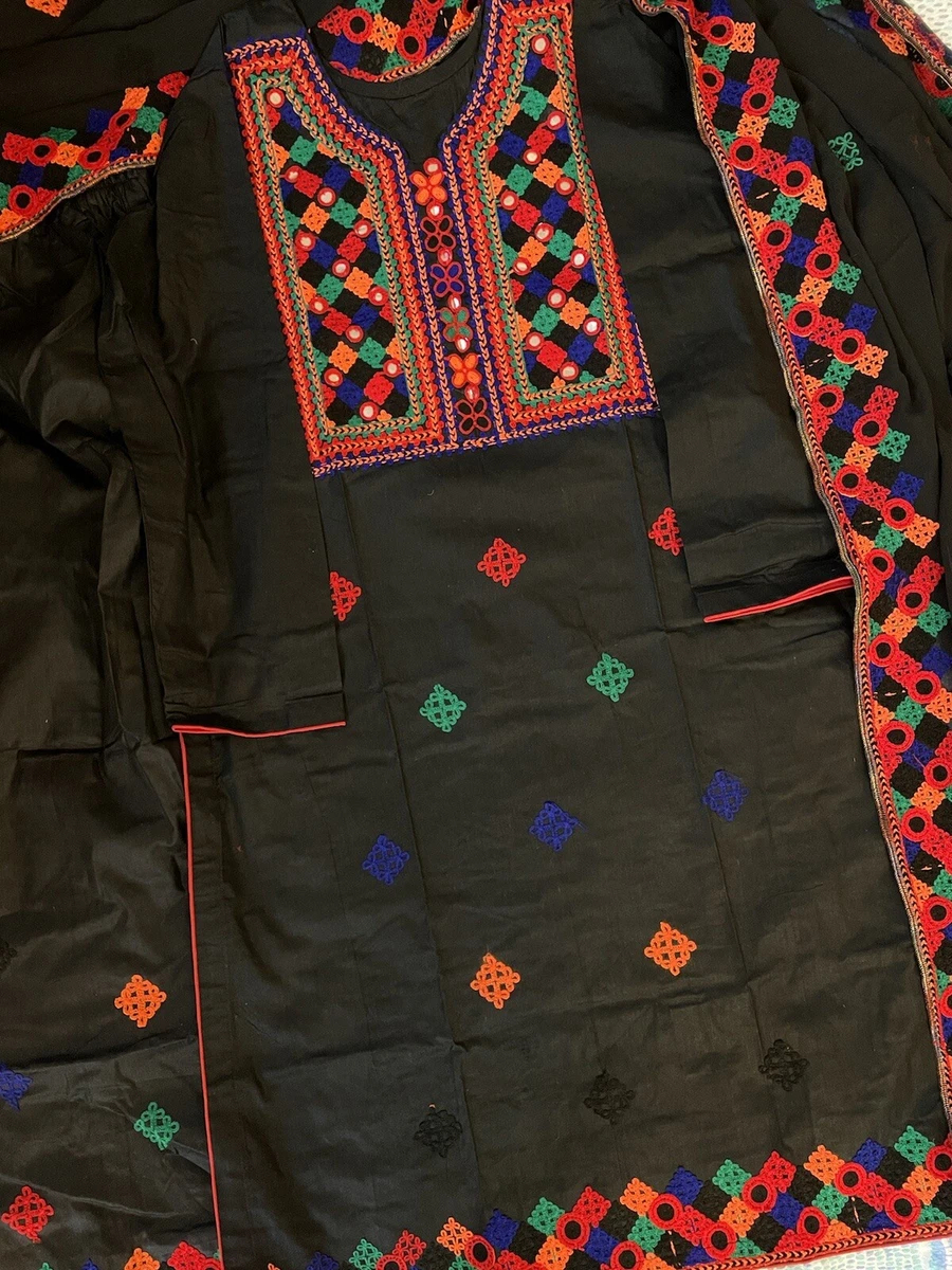 Applique Designs For Pakistani Dresses