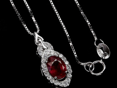 Halskette Natur Rot Rubin Anhänger 925 Sterlingsilber 14k Weißgold Platte Neu