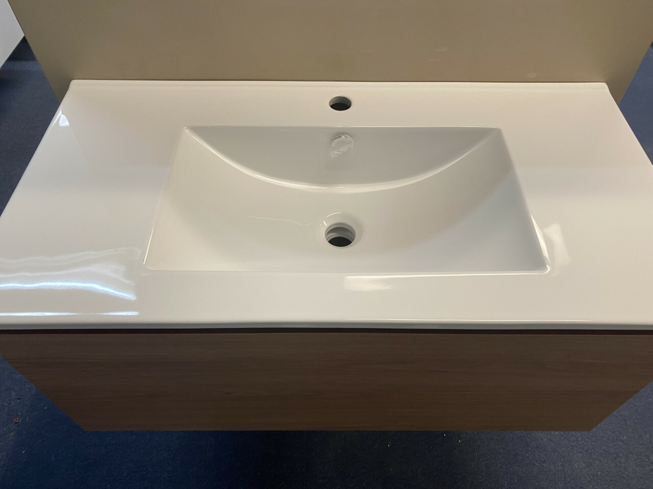 Timberline 900mm Rockhampton One Draw Fingerpull Vanity Tasmanian Oak