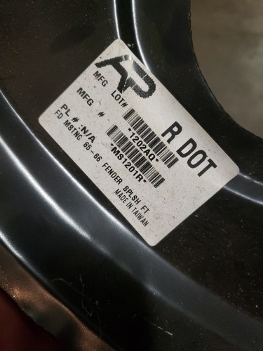 NEW 65-66 FORD MUSTANG RH FRONT FENDER SPLASH SHIELD FFE64F1300/C5ZZ-16102-A - 第 5/5 張圖片