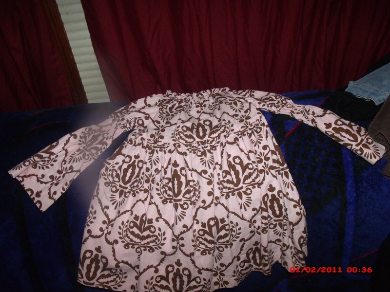 +*GIRLS HANDMADE DRESS 5T i 610