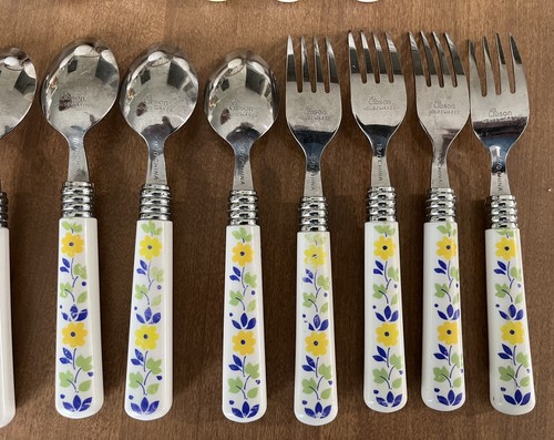 Gibson Housewares 18/10 Stainless China Flatware Floral Plastic Handle Flowers - Picture 10 of 11