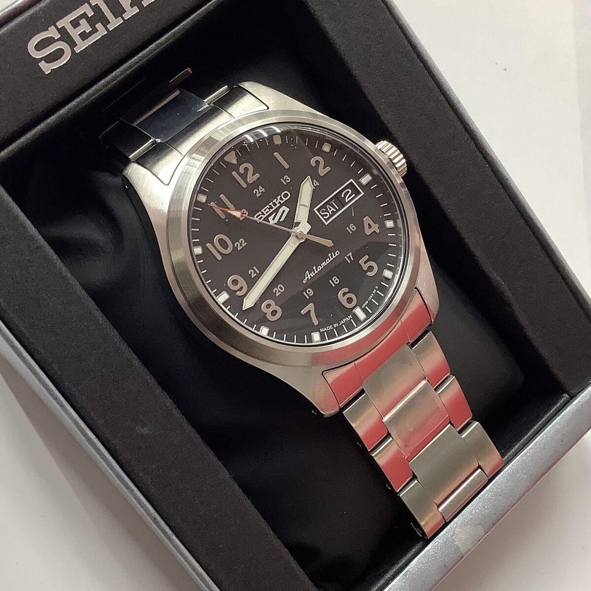 SEIKO Men's 5 Sport Series Black Dial Stainless Steel SEIKO Men's 5 Sport Series Black Dial Stainless Steel