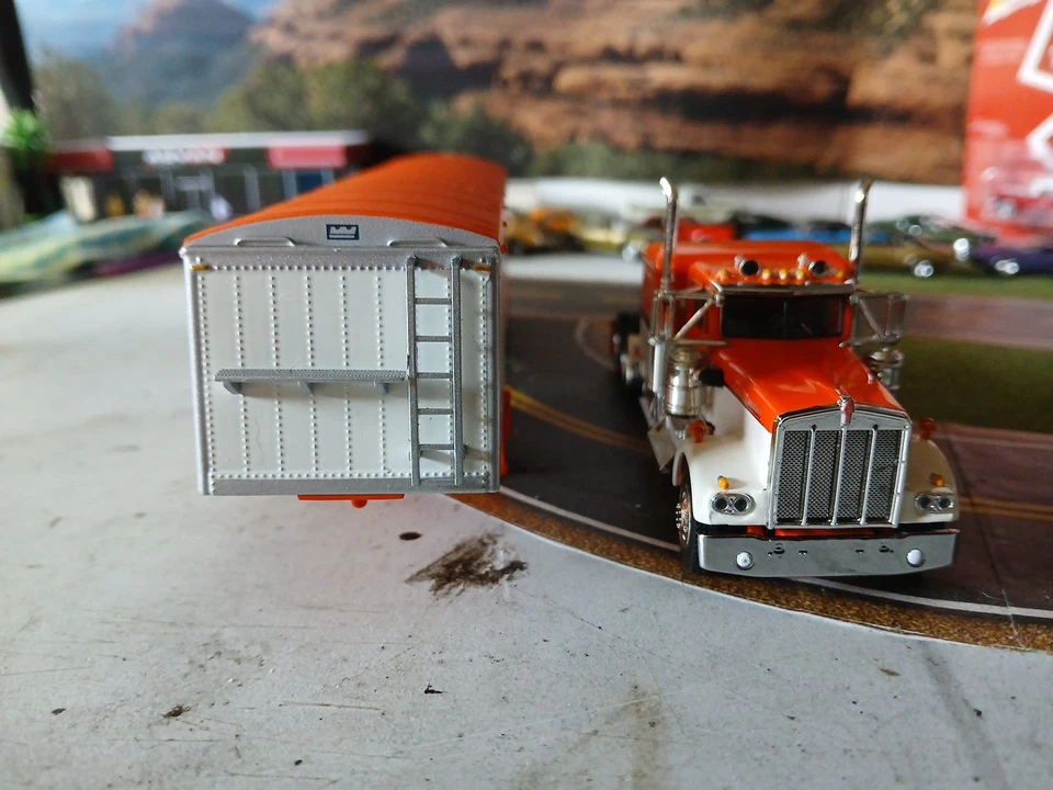 Lote de plataformas grandes camiones dcp primera marcha 1/64 Foto 3 de 4