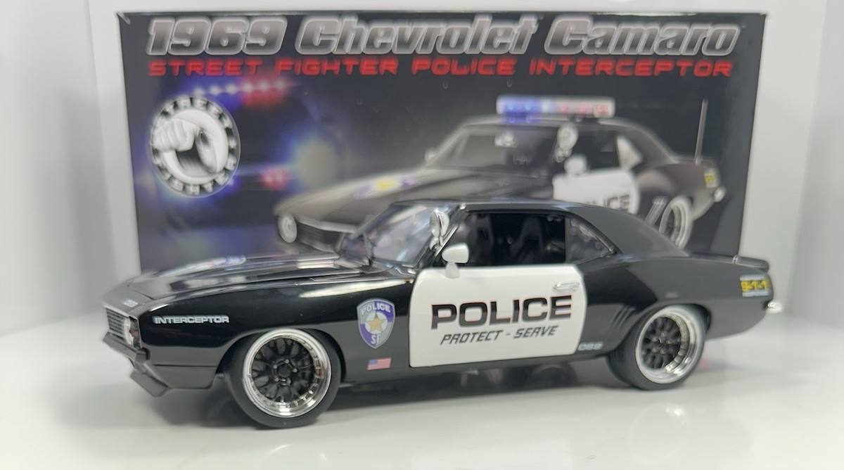 ACME 1/18 Scale 1969 CHEVROLET CAMARO”Streetfighter”POLICE