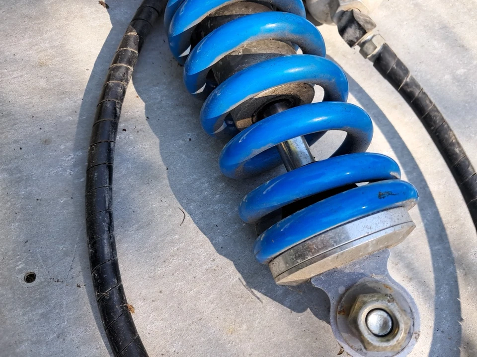 xr100 works performance shocks - Image 3 of 4