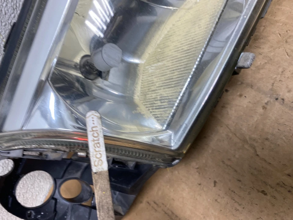 Faro halógeno lateral derecho Volvo S80 2004 2005 2006 pasajero OEM T2993 DW Foto 4 de 4