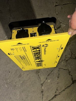 CCI X-Treme Box Power Distribution Center 019603R02 125/250V 60Hz 3P 4W 50A