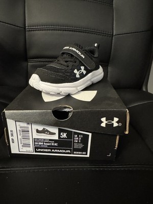 5K Under Armour Boys' Infant UA Assert 10  Running Shoes Black/White
