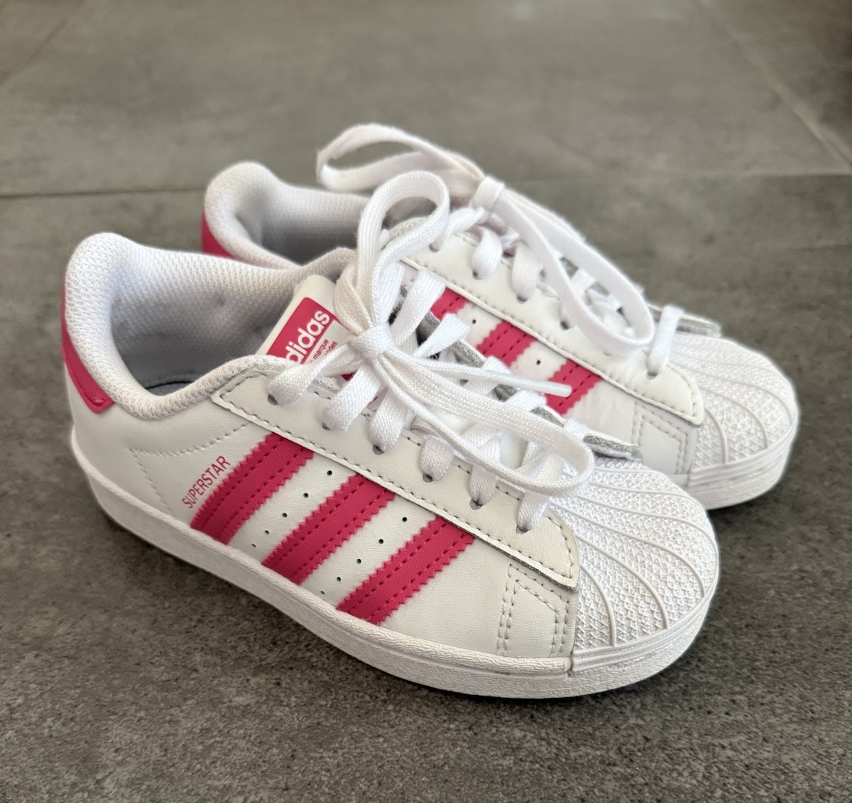 Adidas Original Superstar Girls Sneakers US 11K Pink Stripes Adidas Original Superstar Girls Sneakers US 11K Pink Stripes