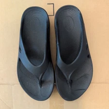 OOFOS OOriginal Unisex Mens 9 Womens 11 Black Thong Recovery Comfort Sandals