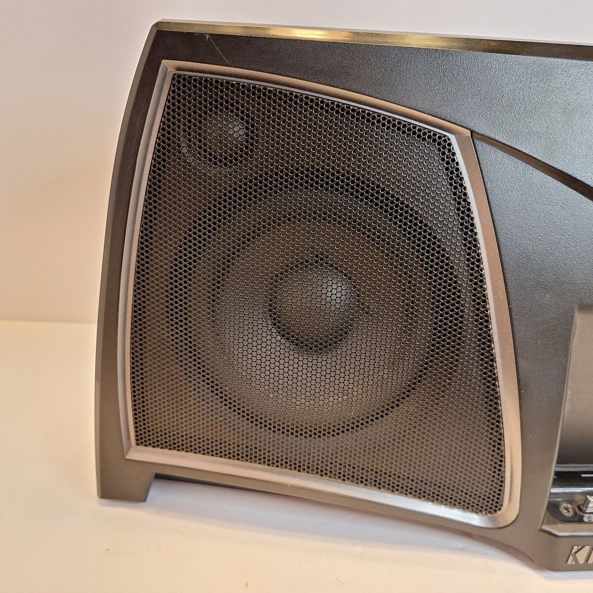 KICKER Ik500 iKick iPod 30 Pin Docking Station Stereo System KICKER Ik500 iKick iPod 30 Pin Docking Station Stereo System