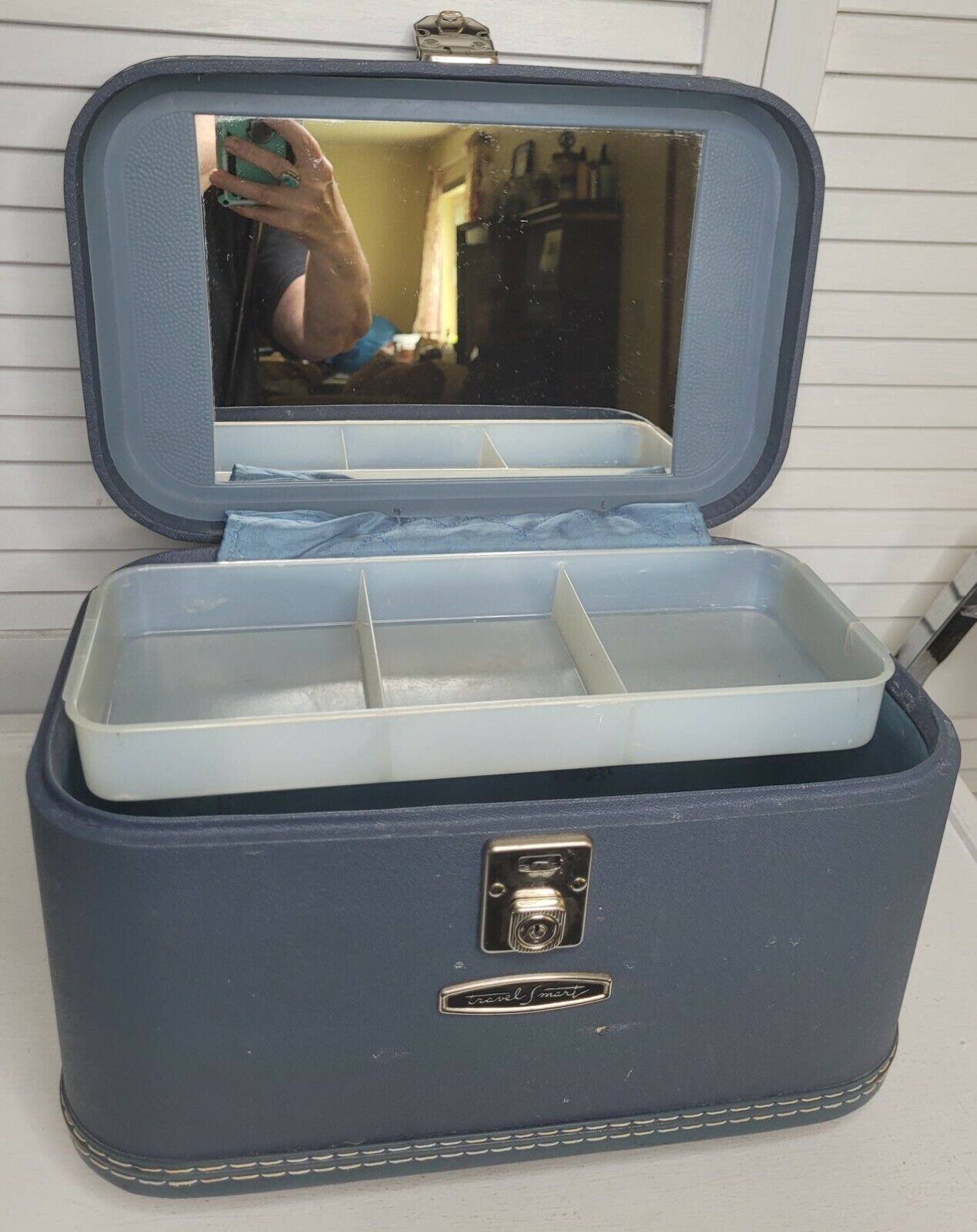 Vtg Steel Blue Train Case Hard Side Make-up Carry-on Suitcase Travel Smart 