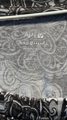 Apt. 9 Black and Gray Fitted Blouse• Petite Medium - Picture 2 of 5