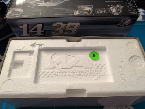 TONY STEWART 2010 BACK TO SCHOOL OFFICE DEPOT 1/24 ACTION DIECAST CAR 1/2,021 - Picture 15 of 15